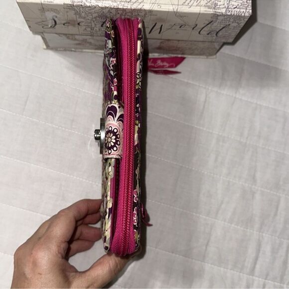 Vera Bradley RFID Very Berry Fuchsia Pink Brown Zip Turn-lock Large Wallet - Picture 3 of 10